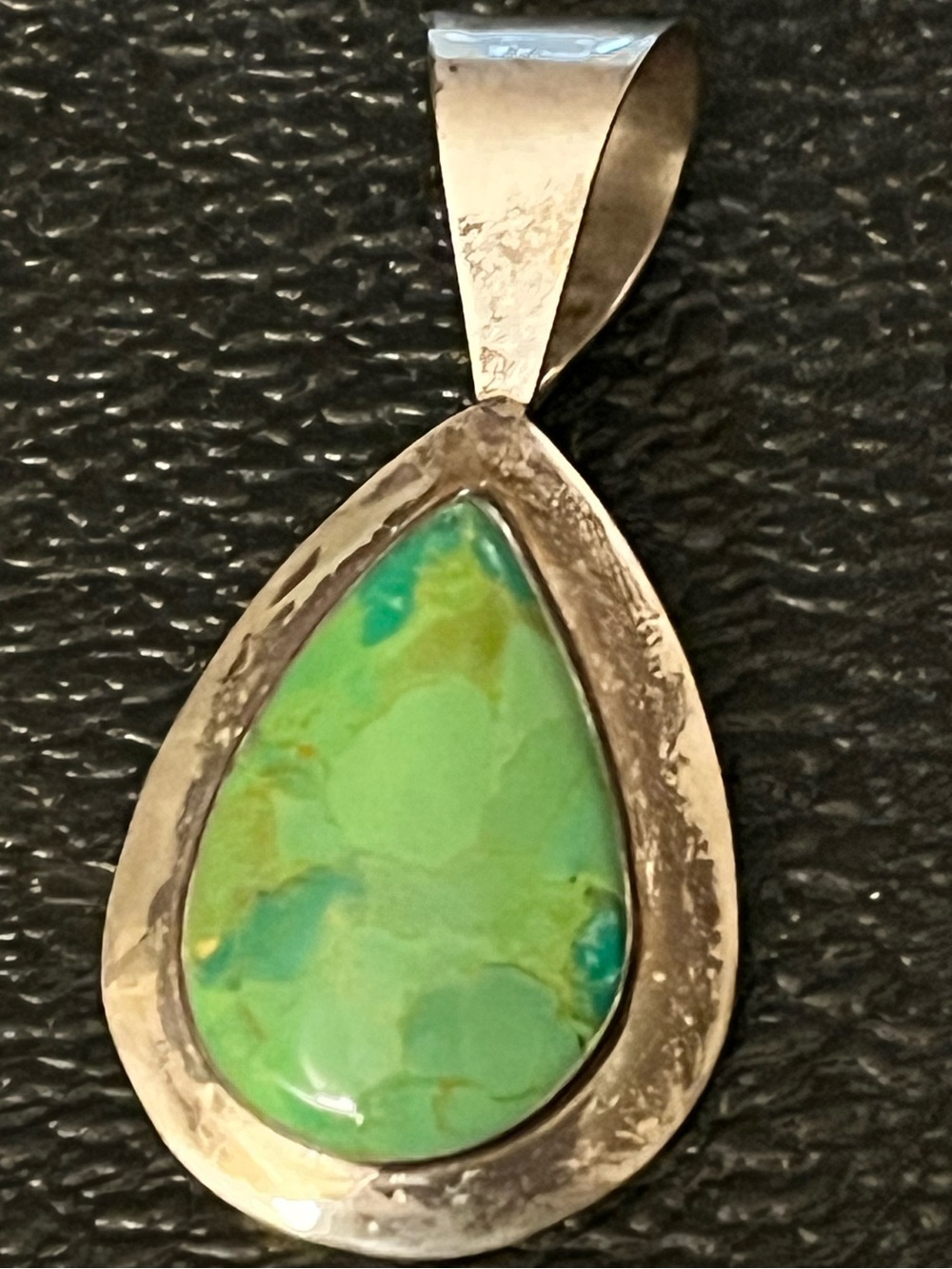 Native American gaspeite pendant